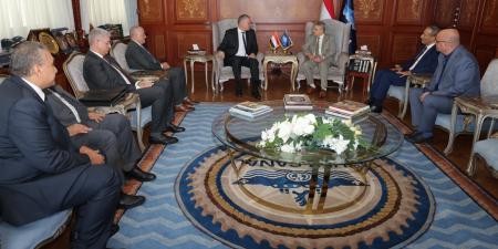 توقيع مذكرة تفاهم لإنشاء أول محطة إسالة وتموين بالغاز الطبيعي المسال لخدمة قناة السويس ضمن خطة التحول إلى قناة خضراء