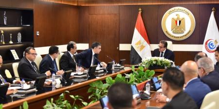 وزير الصحة يترأس اجتماع مجلس إدارة صندوق مواجهة الطوارئ الطبية والأمراض الوراثية والنادرة