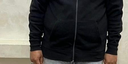 القبض على المتهمين بتجميع البطاقات وتوزيع مبالغ مالية على المواطنين بالغربية