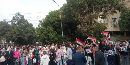 مع انطلاق التصويت.. إقبال كثيف من المواطنين على لجان انتخابات النواب بالتجمع