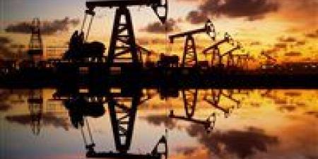 أسعار النفط اليوم وسط ترقب اتفاق أوكرانيا وخفض الفائدة الأمريكية