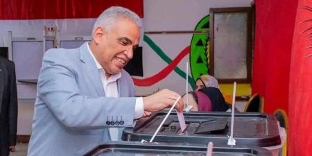 رؤساء الجامعات بمحافظات المرحلة الثانية يدلون بأصواتهم في انتخابات النواب