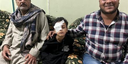 تصفية قرنية عين تلميذ وفتح تحقيق.. ماذا حدث داخل مدرسة بنجع حمادي؟