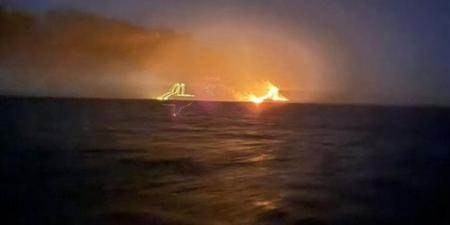 عاجل.. تركيا لا تستبعد أن يكون سبب الحريق في الناقلة Kairos انفجار لغم بحري عائم