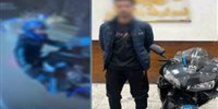 ضبط قائد دراجة نارية للسير برعونة وتعريض حياة المواطنين للخطر بالإسكندرية