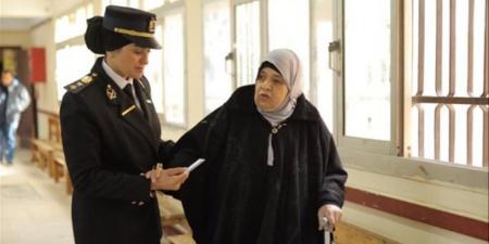 الداخلية تواصل تيسير إجراءات المستندات الشرطية لكبار السن