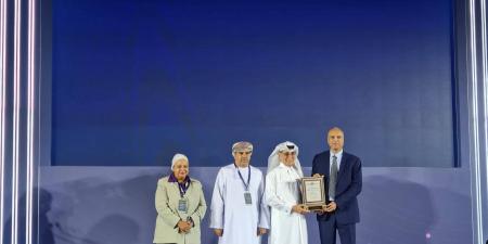 مكتبات مصر العامة المتنقلة تحصد جائزة التميز لخدمات المعلومات والثقافة بالمؤتمر العربي