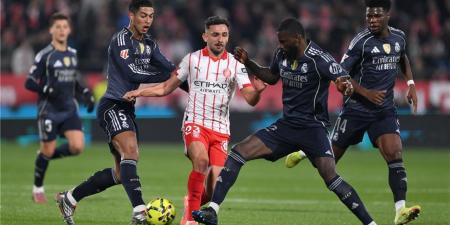 الدورى الإسبانى.. ريال مدريد يسقط فى فخ التعادل أمام جيرونا وبرشلونة ينتزع الصدارة