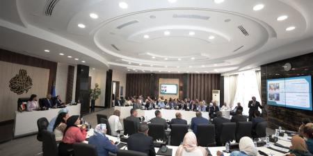 محافظ أسوان يستعرض مخرجات وثيقة "استراتيجية العمل الأهلى بأسوان وفق رؤية 2040"