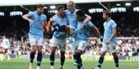 تشكيل مانشستر سيتي أمام فولهام في الدوري.. مرموش خارج الحسابات