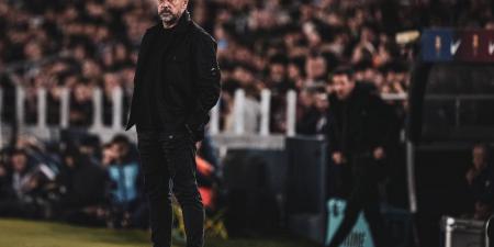 هانز فليك: انتصار برشلونة على أتلتيكو قد يكون نقطة تحول في الموسم