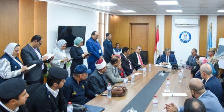 محافظ الإسكندرية يتابع انتخابات الإعادة بدائرة الرمل.. ويؤكد جاهزية غرفة العمليات