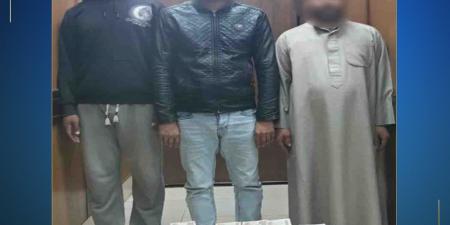 ضبط «ميكروباص» به ثلاث أشخاص بحوزتهم مبالغ مالية لتوزيعها على الناخبين في سوهاج