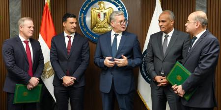 مصر تطلق أول مشروع لإنتاج وقود الطائرات المستدام.. خطوة جديدة نحو الطاقة الخضراء