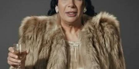 ذكاء اصطناعي.. حقيقة الصورة المنتشرة لـ منى زكي من فيلم الست