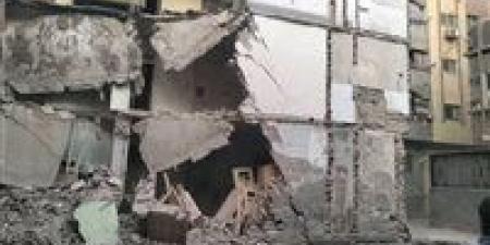 انهيار منزل من 3 طوابق بحي شرق أسيوط
