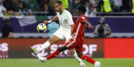 تشكيل الجزائر أمام البحرين في كأس العرب.. سعيود وبولبينة يقودان الهجوم