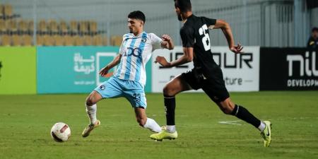 بيراميدز يفرط في صدارة الدوري بعد التعادل مع بتروجت