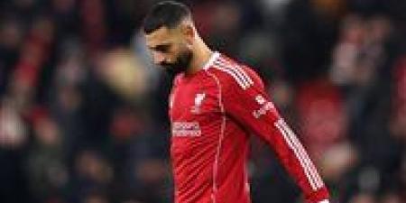 محمد صلاح يوجه انتقادات حادة لمدربه بعد الجلوس على مقاعد البدلاء