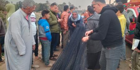 شيخ الصيادين بالشرقية : سوف يتم نصب شبك بمصرف السدرة لاحتجاز التمساح