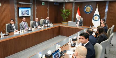 وزير البترول يستعرض فرص دخول كارجاس إلى الدول العربية والإفريقية