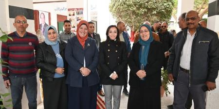 متابعة ميدانية مكثفة لمحافظ البحيرة داخل لجان انتخابات مجلس النواب بحوش عيسى