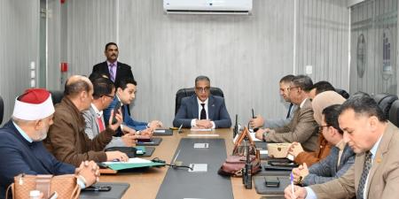 مع انطلاق جولة إعادة انتخابات مجلس النواب 2025 بالدائرة الثالثة.. محافظ الفيوم يتابع أعمال فتح وانتظام جميع لجان التصويت أمام الناخبين