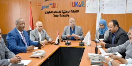 محافظ الأقصر يتفقد غرفة عمليات الشبكة الوطنية لمتابعة انتخابات مجلس النواب 2025