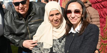 محافظ البحيرة تتفقد اللجان الانتخابية بكوم حمادة لمتابعة سير عملية التصويت