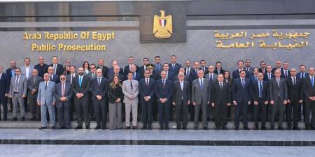 النائب العام يستقبل وزير الاتصالات وتكنولوجيا المعلومات.. صور