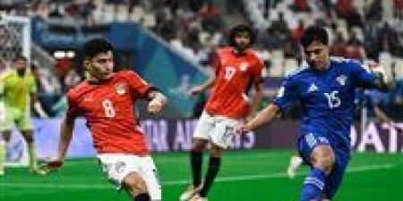 إسلام عيسى يوضح سر إمساك السولية بالكرة قبل تنفيذ أفشة لركلة الجزاء الحاسمة أمام الكويت