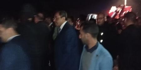 محافظ قنا يتابع ميدانيا حادث انقلاب ميكروباص بقرية الجبلاو ويوجه بسرعة إنهاء الإجراءات