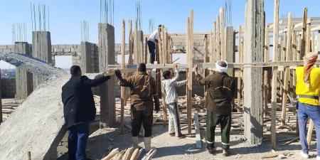 حملات مكثفة لإزالة مخالفات البناء بمركز ومدينة أرمنت