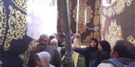 استمرار
      توافد
      الناخبين
      على
      لجان
      الدائرة
      الأولى
      بكفرالشيخ