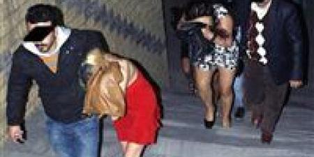 سقوط
      شبكة
      فجور
      رقمية
      بالإسكندرية