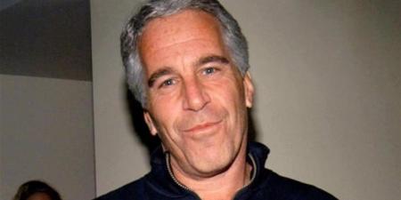 نواب
ديمقراطيون
ينشرون
صورا
جديدة
من
أرشيف
إبستين