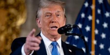 ترامب يصادق على قانون تفويض الدفاع المتضمن رفع عقوبات قيصر عن سوريا