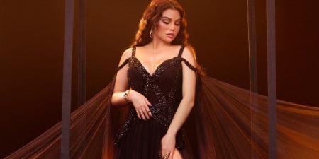 لقطات
      مسربة..
      فيديو
      هيفاء
      وهبي
      الذي
      حبس
      أنفاس
      الملايين