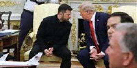 زيلينسكي:
      واشنطن
      تعرض
      إجراء
      محادثات
      ثلاثية
      بين
      أوكرانيا
      و
      روسيا