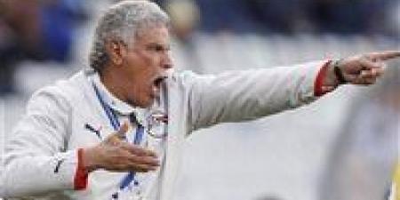 علي
رأسهم
المصري..
15
مدرب
إفريقي
فازوا
بلقب
الكان
قبل
النسخة
35