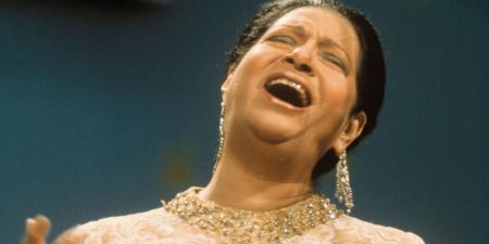 موعد
      إعادة
      عرض
      مسلسل
      أم
      كلثوم..
      وقنوات
      عرضه