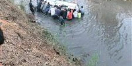 إصابة
      9
      أشخاص
      في
      حادث
      تصادم
      مروري
      على
      طريق
      الحسينية
      -
      صان
      الحجر