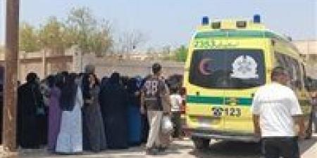 حادث
      انقلاب
      تروسيكل
      يودي
      بحياة
      شاب
      في
      المنشاه
      بسوهاج