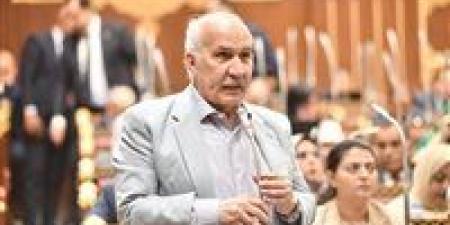 السيد
      عبد
      العال
      رئيس
      حزب
      التجمع
      عن
      تغليظ
      عقوبة
      سرقة
      التيار
      الكهربائي:
      الحرامي
      هو
      المحتكر
      مش
      المواطن
      الغلبان