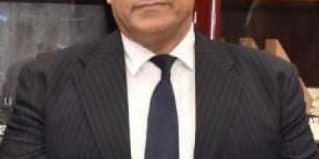 وزير
      التعليم
      العالي
      يصدر
      قرارات
      بتجديد
      تعيين
      وظائف
      إدارية
      بجامعة
      عين
      شمس