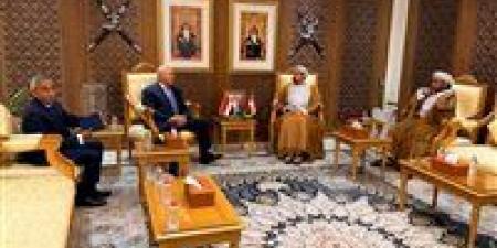 وزير
      الصناعة
      يلتقي
      وزير
      التجارة
      وترويج
      الاستثمار
      العماني
      لبحث
      سبل
      تعزيز
      التعاون