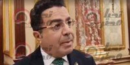 باسل
عادل:
أرفض
تعديل
قانون
المهن
الرياضية..
والنقابات
صاحبة
الحق
الأصيل
في
إدارة
شؤونها