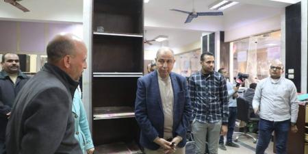 محافظ
      المنيا
      يوجه
      بصرف
      مساعدات
      عاجلة
      لحالات
      إنسانية