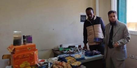 تحرير
      210
      محضر
      متنوع
      خلال
      حملة
      تموينية
      على
      المخابز
      البلدية
      والأسواق
      بأسوان