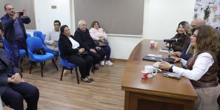 فاطمة
      ناعوت:
      رجاء
      النقاش
      ومحمود
      أمين
      العالم
      طالبانى
      بكتابة
      رواية